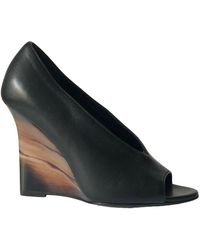 Burberry Leather Heels - Black