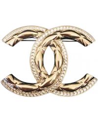 Chanel Broche CC en Metal Dorado - Negro