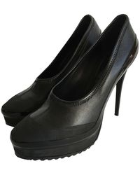 Burberry Leather Heels - Black