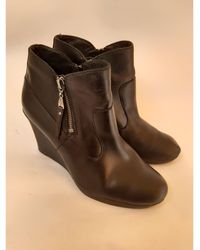 UGG Bottines & low boots à compensés cuir noir