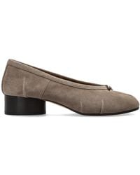 Maison Margiela - Suede Heeled Shoes With 'Tabi' Cut-Out - Lyst