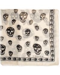 McQueen - Silk Scarf With A Distinctive Skull Motif - Lyst