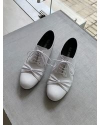 Circle Ribbon Oxford Shoes - White