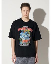 SHETHISCOMMA Dolphin Half Sleeve T-shirt - Black