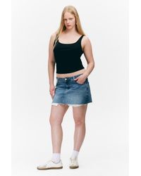 Weekday - Mini-Denim-Rock Mit Niedrigem Bund Und Rohem Saum - Lyst