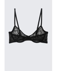 Weekday - Wired Swirly Lace Bra - Lyst