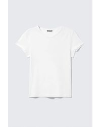 Weekday - Slim Short-Sleeved V-Neck T-Shirt - Lyst