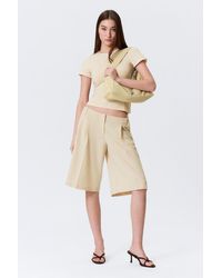 Monki - Loose Low Rise Three-Quarter Length Suiting Shorts - Lyst
