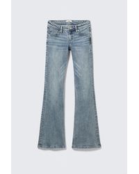 Monki - Low Rise Slim Flared Leg Jeans - Lyst