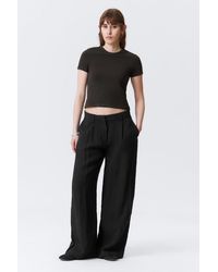 Weekday - Low Rise Wide Leg Crinkled Trousers - Lyst