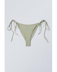 Weekday - Bikinihöschen mit Riemen - Lyst