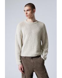Weekday - Kurzer Pullover aus schwerem Strick - Lyst