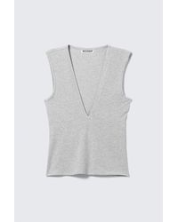Weekday - Fitted V-Neck Sleeveless Top - Lyst