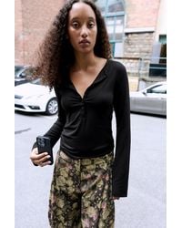 Monki - Slim Fit Long-Sleeved Henley - Lyst
