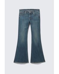 Monki - Katsumi Embellished Low Rise Slim Flared Jeans - Lyst