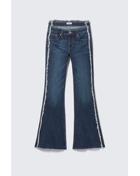 Monki - Katsumi Low Rise Frayed Flared Jeans - Lyst