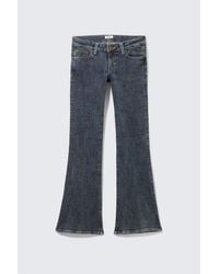 Monki - Low Rise Curve Yoke Flared Jeans - Lyst