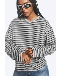 Weekday - Boxy V-Neck Long-Sleevd T-Shirt - Lyst