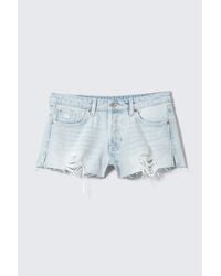 Monki - Low Rise Raw Hem Mini Denim Shorts - Lyst