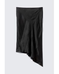 Weekday - Low Rise Satin Midi Skirt - Lyst