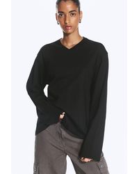 Weekday - Boxy V-Neck Long-Sleevd T-Shirt - Lyst