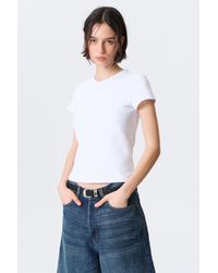Weekday - Slim Short-Sleeved V-Neck T-Shirt - Lyst