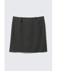 Monki - Low Rise Slim Fit Midi Suiting Skirt - Lyst