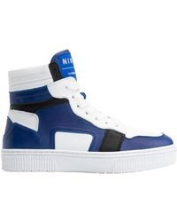 NIKKIE Dames Sneakers SALE • Tot 50% korting • SuperSales