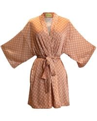 Janara Jones - Apricot Satin Long Sleeve Short Robe - Lyst