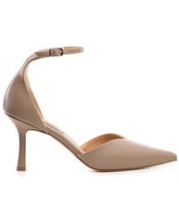 The 5Th Element - Neutrals Classy Pumps - Lyst