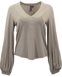 lords of harlech - Val Sage Lyocell Stretch V-Neck Top - Lyst