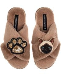 Laines London - Neutrals Classic Laines Slippers With Paw & Siamese Cat Brooches - Lyst