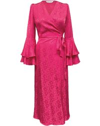 Lavaand - The Dantea Wrap Dress In Pink Floral Satin - Lyst