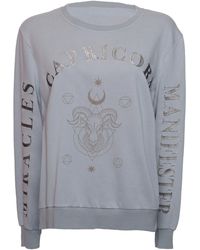 Miracles Manifester - Oversized Embroidered Capricorn Sign Sweatshirt - Lyst