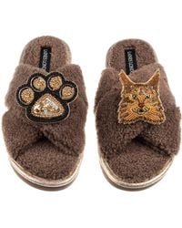 Laines London - Neutrals Boucle Slippers With Paw & Ginger Maine Coon Cat Brooches - Lyst