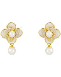 LÁTELITA London - Clover Petal Pearl Drop Earrings Gold - Lyst