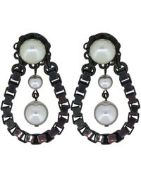 Vickisarge - Loop Pearl Drop Earrings - Lyst