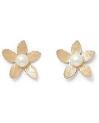 Pearls of the Orient Online - Vita Flower Stud Earrings With Cultured Freshwater Pearls - Lyst