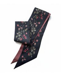 Silk&Soul - Long Rosehip Motif Scarf On Dark Background - Lyst