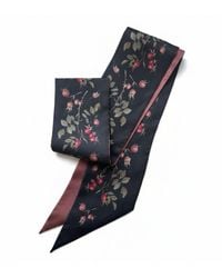 Silk&Soul - Long Rosehip Motif Scarf - Lyst