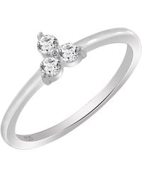 Diamonbliss - Marilyn Monroe Dainty Trio Stone Ring - Lyst