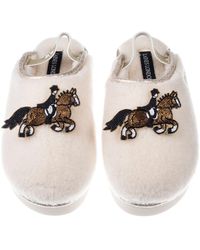 Laines London - Neutrals Flatform Cloud Slippers With Dressage Horse Brooches - Lyst