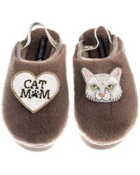 Laines London - Neutrals Flatform Cloud Slippers With Lily Cat & Cat Mum/Mom Brooches - Lyst