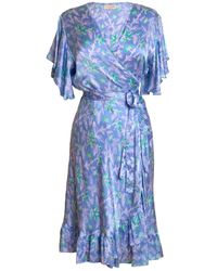 [et cetera] WOMAN - L'il Sista Short Sleeve Wrap Dress – Silk - Lyst