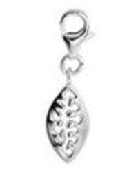 Lucy Quartermaine - Oval Wave Charm - Lyst