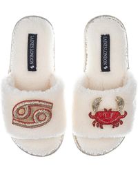 Laines London - Teddy Towelling Slipper Sliders With Cancer Zodiac Brooches - Lyst