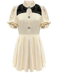 Iellele - Neutrals Retro Elegance Dress – Apricot With Floral Details - Lyst