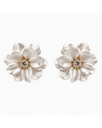 Pianella's - Emery Alabaster Flower Earrings - Lyst