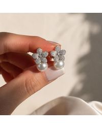 VicStoneNYC Fine Jewelry - Camellia Pearl Earrings – New York Designer Bridal Jewelry - Lyst