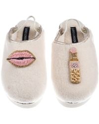 Laines London - Neutrals Flatform Cloud Closed Toe Slippers With Lips & Lipstick Brooches - Lyst